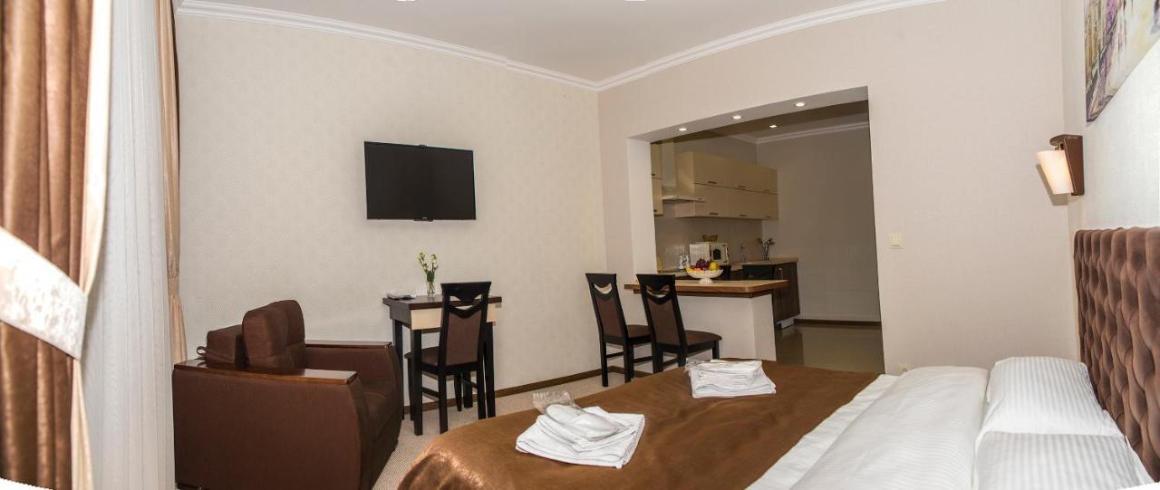 Adele Apartment Mizhhirya  Exterior photo