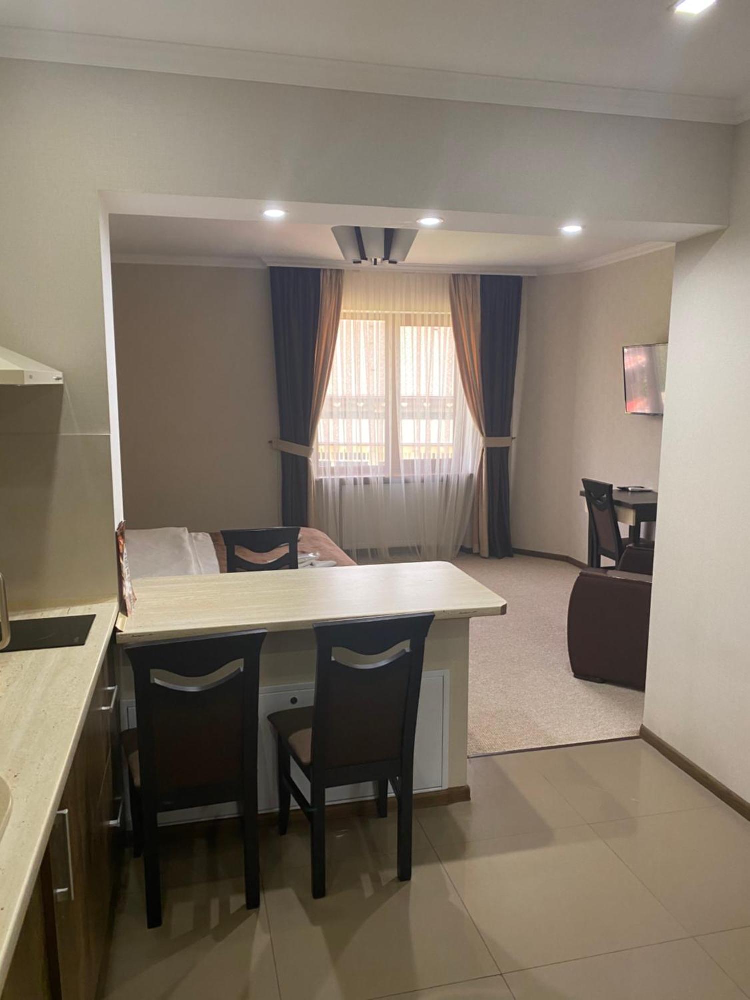 Adele Apartment Mizhhirya  Exterior photo