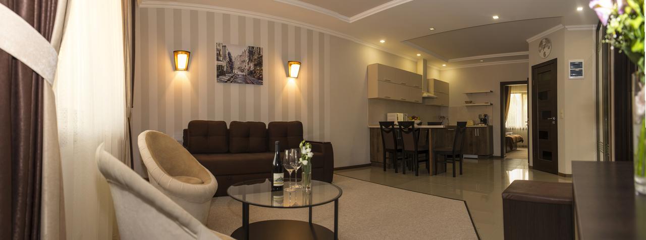 Adele Apartment Mizhhirya  Exterior photo